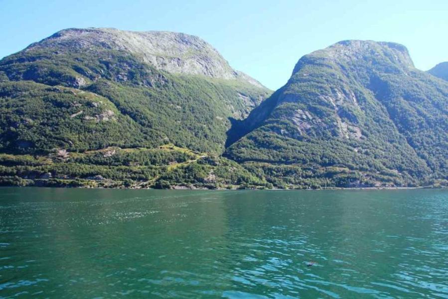 Hyttetun * Rosendal